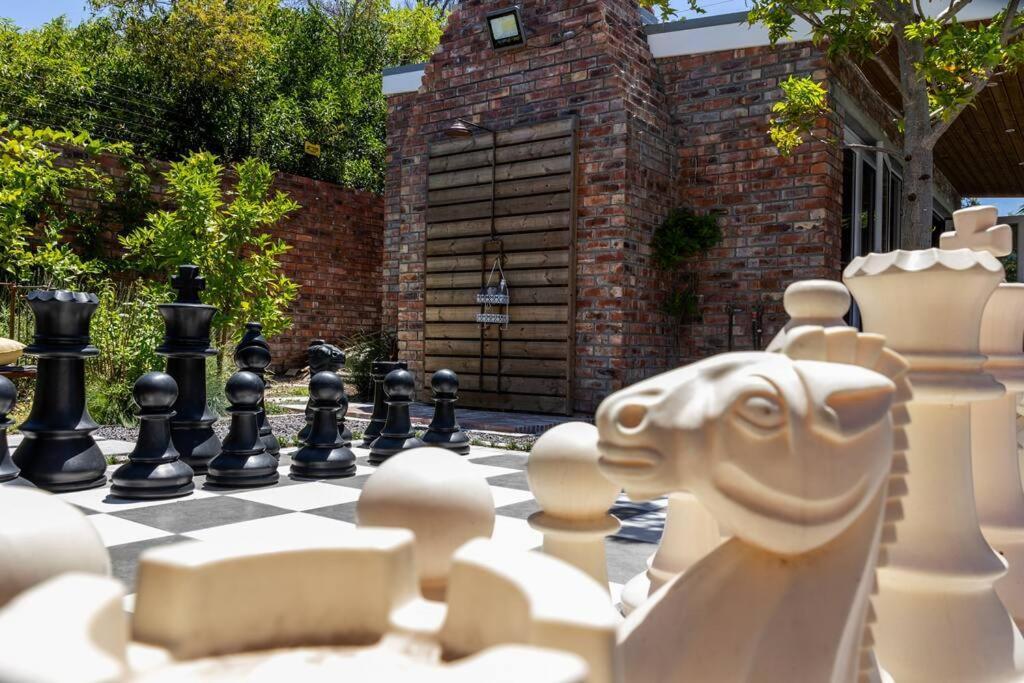 Garten Wohnung Mit Pool, 2 Schlafzimmer Cape Town Exterior photo
