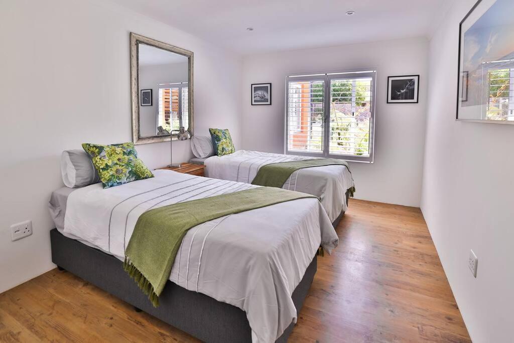 Garten Wohnung Mit Pool, 2 Schlafzimmer Cape Town Exterior photo