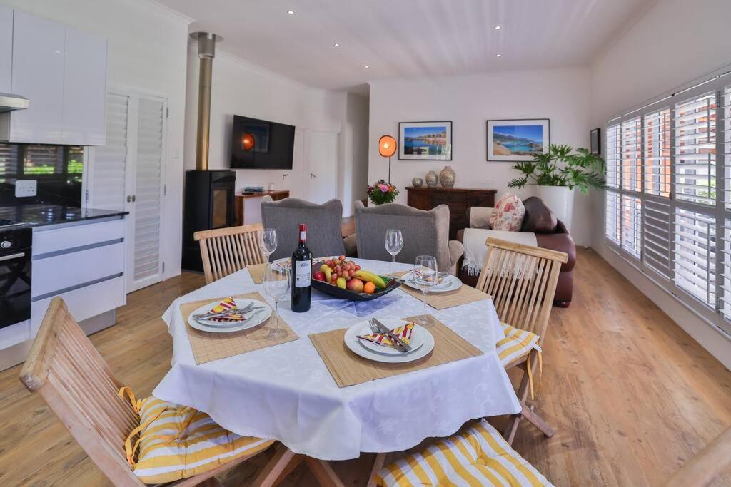 Garten Wohnung Mit Pool, 2 Schlafzimmer Cape Town Exterior photo